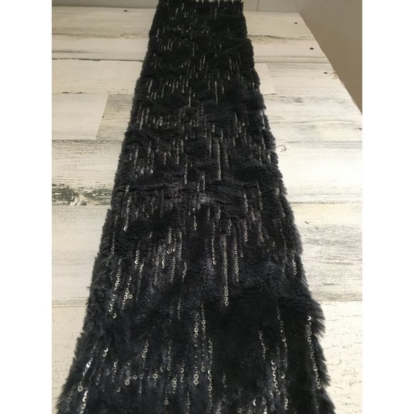 Apt 9 grey furry infinity scarf with silver tone sequins - Picture 1 of 4